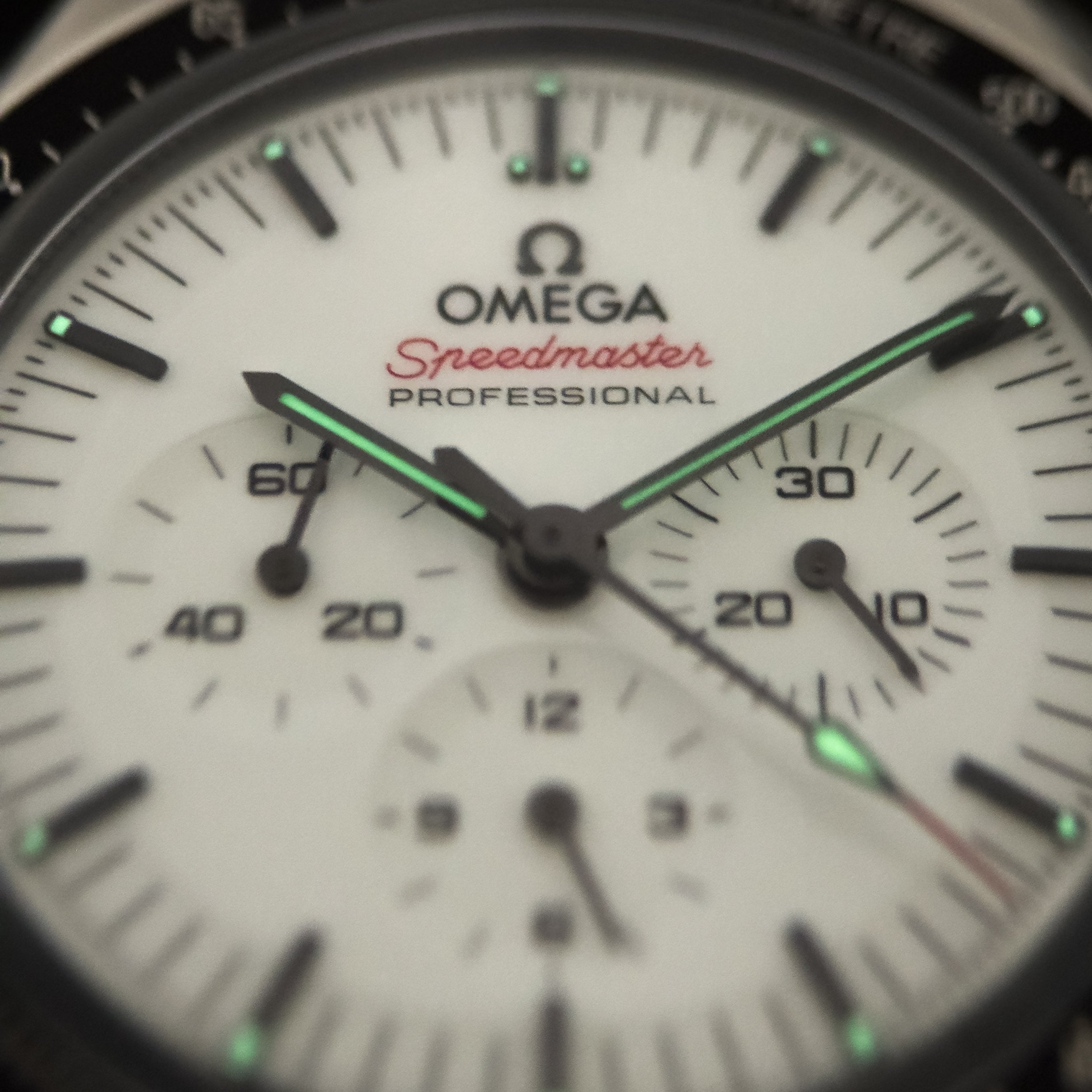 Omega - Speedmaster Professional - 310.30.42.50.04.001