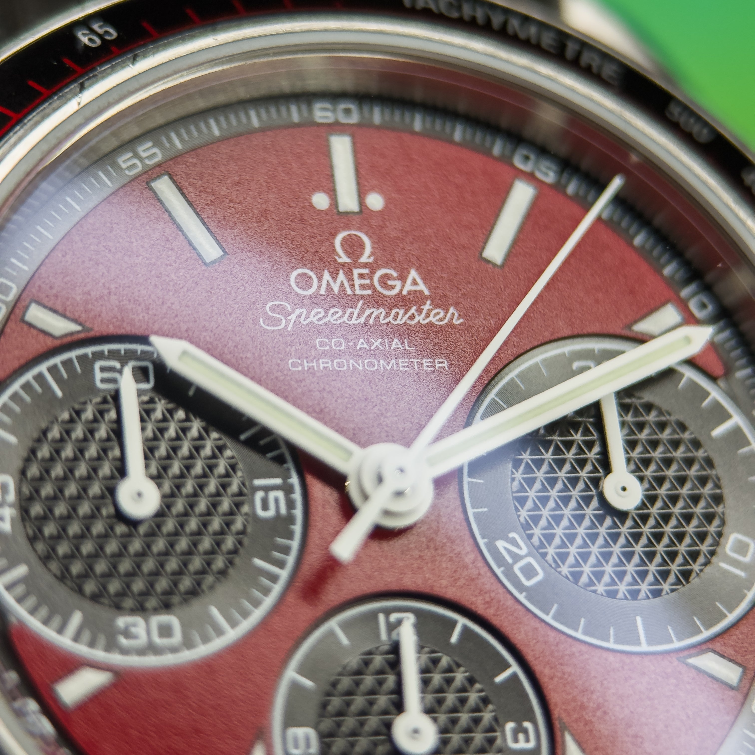 Omega - Speedmaster Racing - 326.30.40.50.11.001