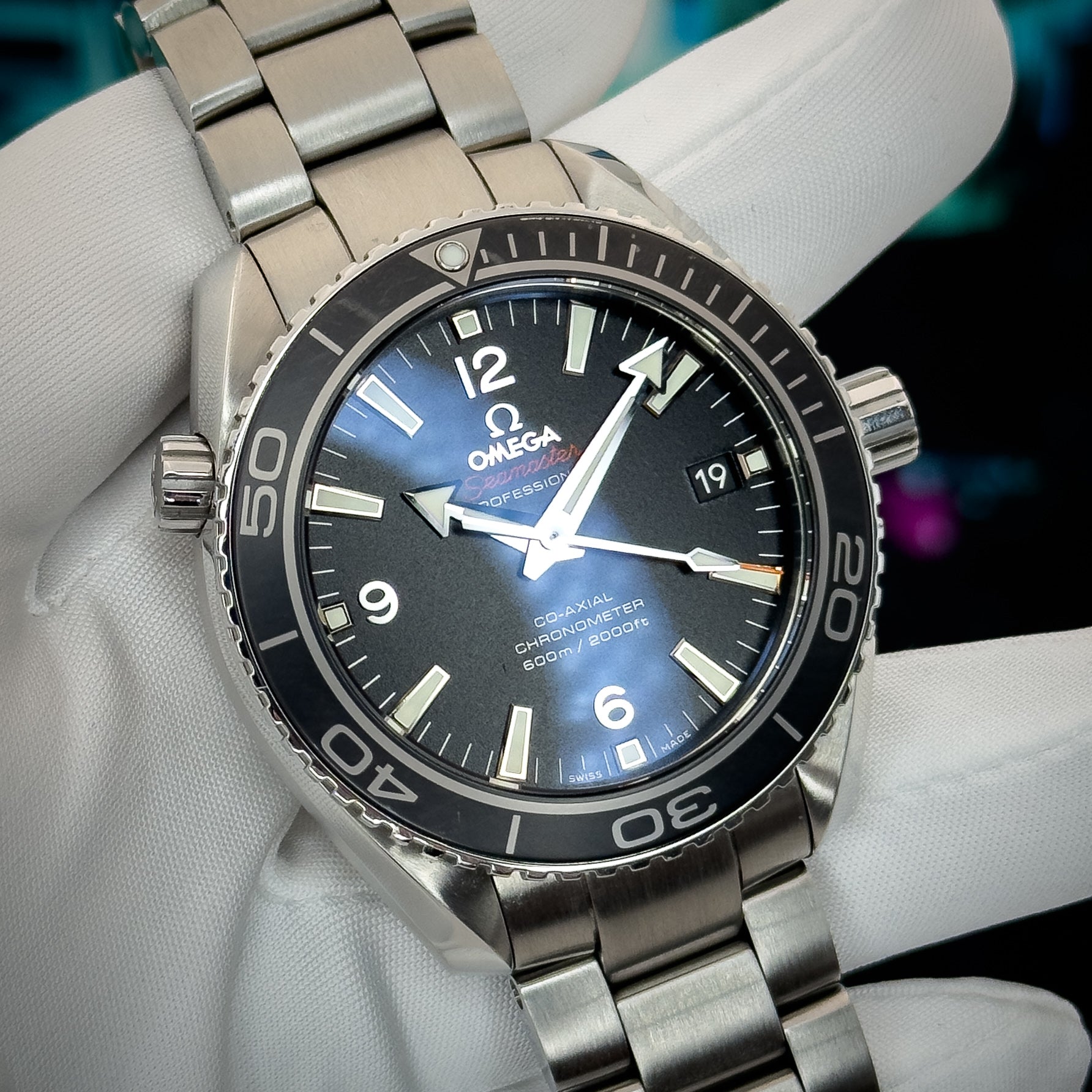 Omega - Seamaster Planet Ocean - 232.30.42.21.01.001