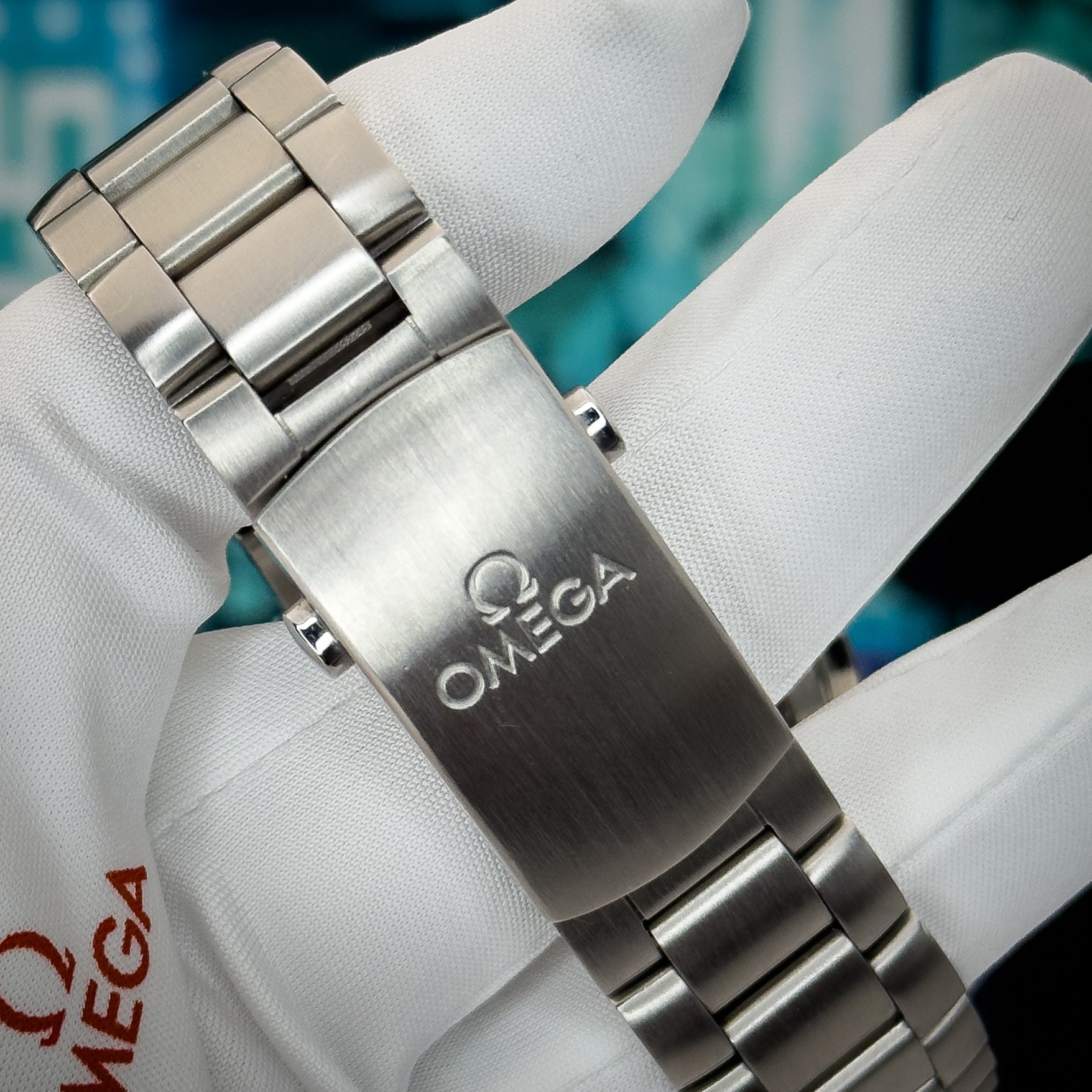 Omega - Seamaster Planet Ocean - 232.30.42.21.01.001