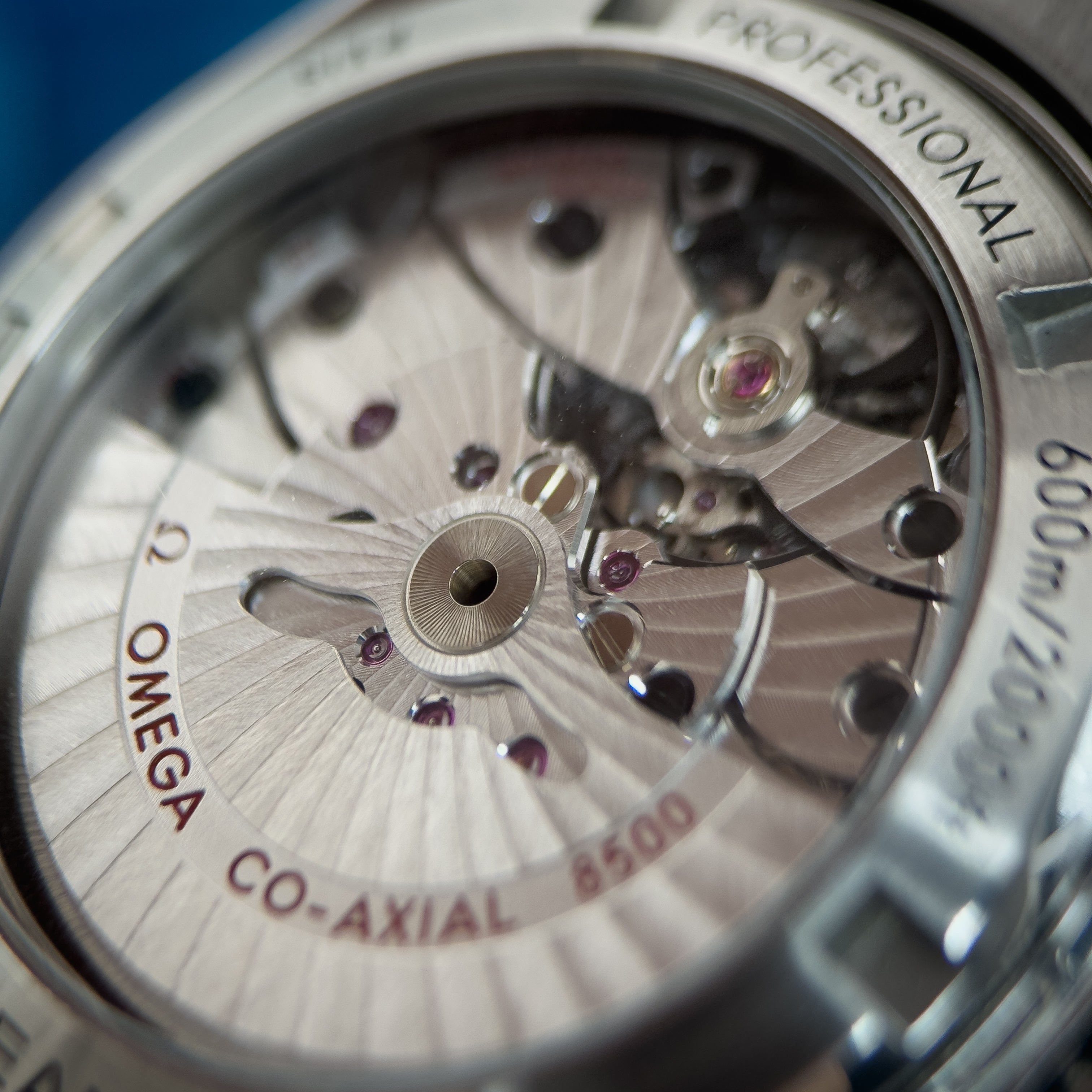 Omega - Seamaster Planet Ocean - 232.30.42.21.01.001